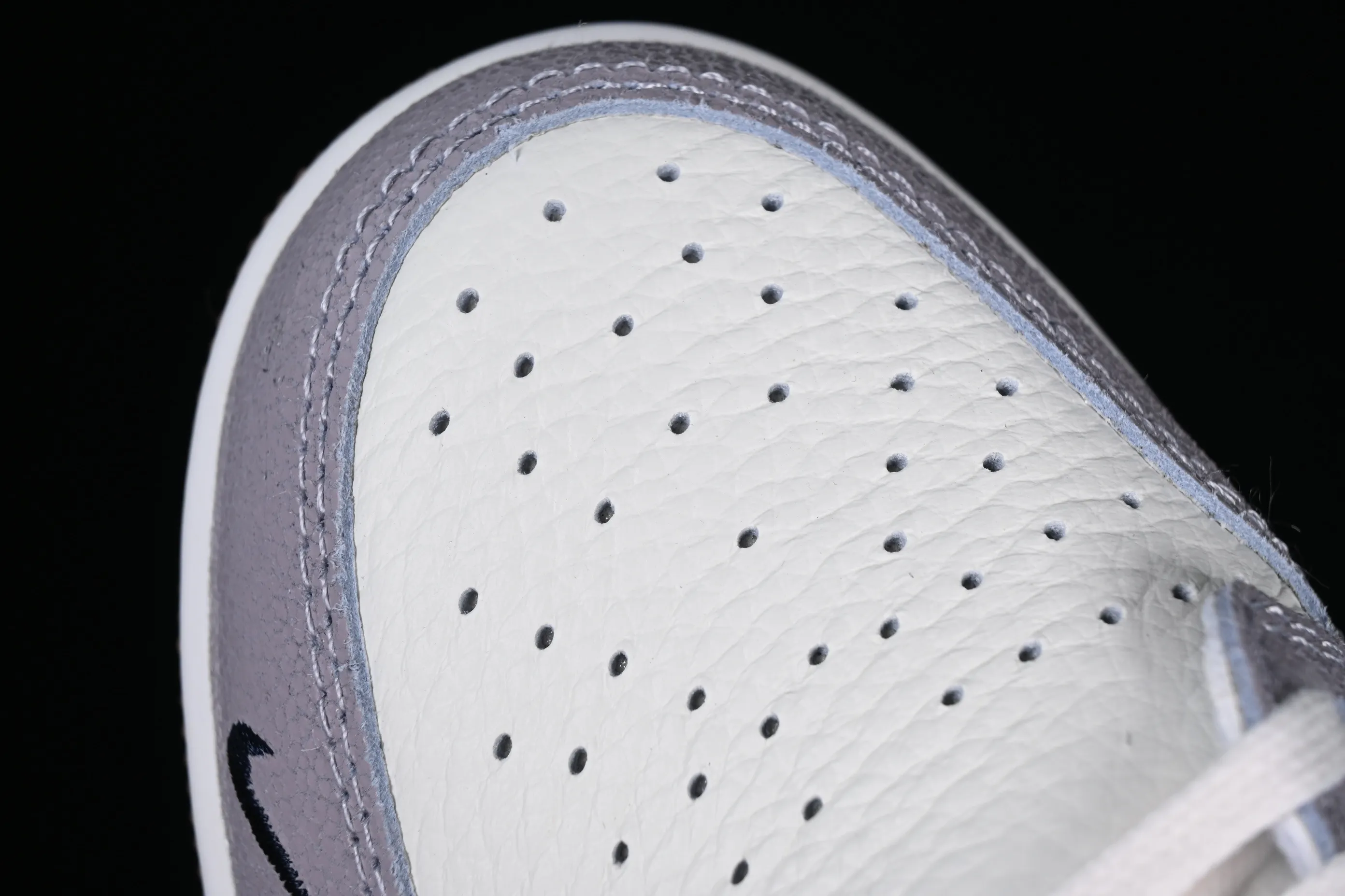 All categories Air Jordan Jordan series basketball shoes Air Jordan 1 Low Z version Air Jordan 1 Low AJ1 Joe 1 black and white gray burst pattern low-top cultural basketball shoes DZ0795-105